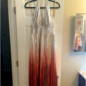 Absolutely Gorgeous iridescent Gabrielle Union dress size medium
